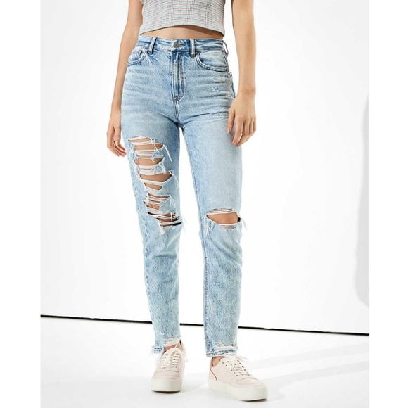 NWOT American Eagle Ripped Mom Jean's Size 4 Reg - Picture 1 of 11